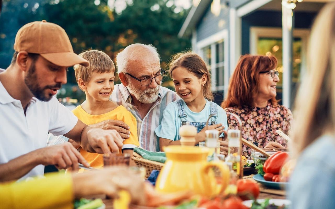 HWS-are-in-home-care-taxes-deductible